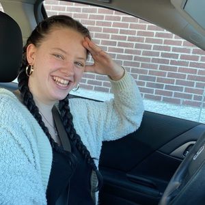 Meet your Posher, Jasmin